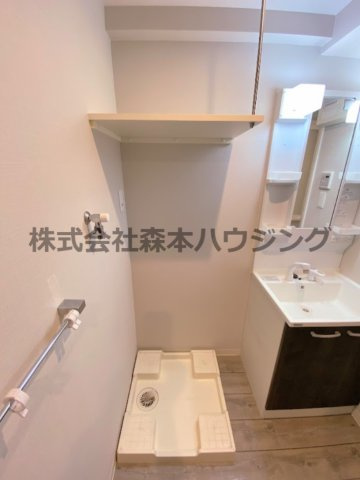 【設備】 | 　サンフレンドソラーナ | 室内洗濯機置き場です