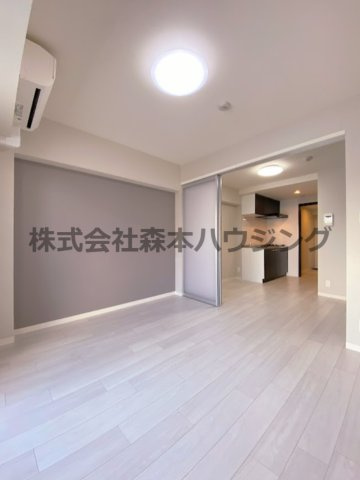 【洋室】 | 　サンフレンドソラーナ | ※同タイプ別室の写真を使用しています。
　設備内容や色調など相違がある場合は実際のお部屋の現状優先となります。