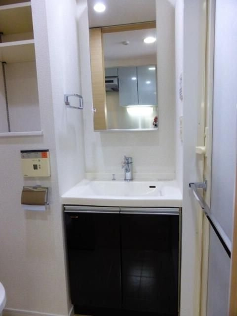 練馬区北町５丁目の賃貸マンションの洗面所