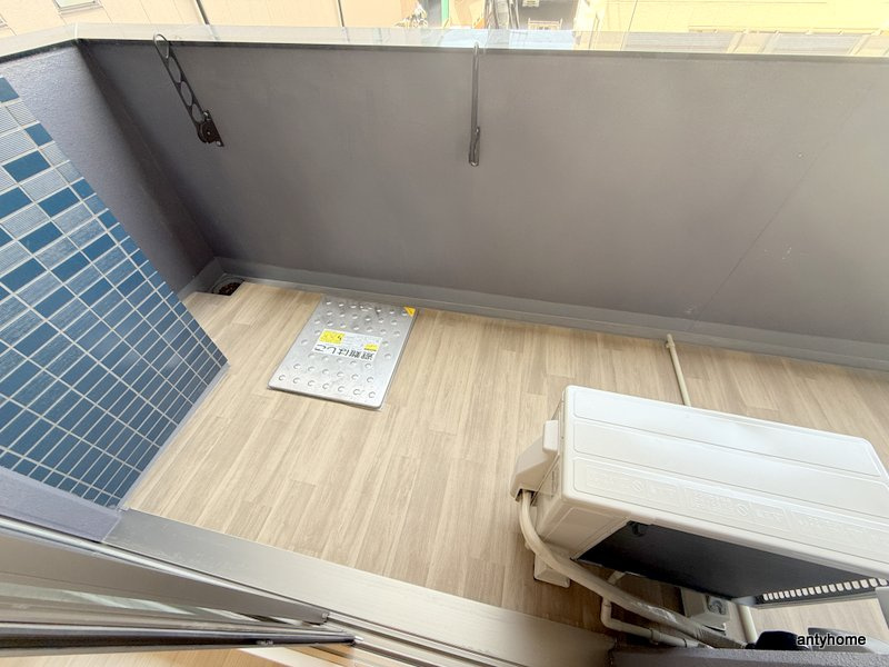 プレサンス東小橋エレディータ　仲介手数料無料のバルコニー
