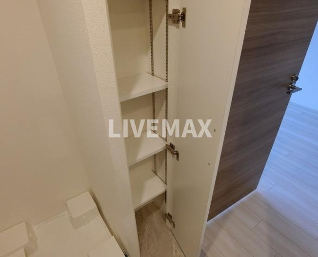 洗面所収納部分　※別部屋のお写真になります