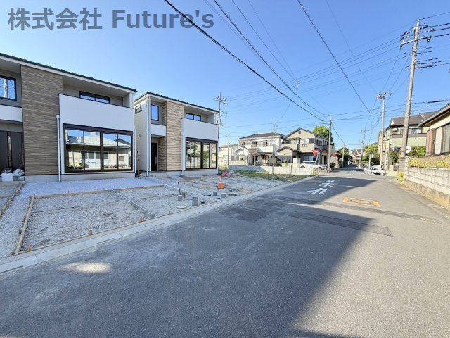 三郷市高州3丁目　新築戸建　全2棟　1号棟の前面道路含む現地写真|前面道路含む現地写真です。