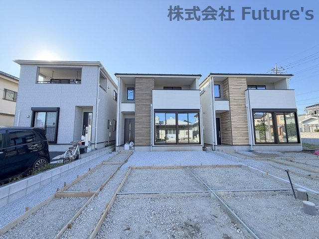 三郷市高州3丁目　新築戸建　全2棟　1号棟の外観|高州小学校まで徒歩10分でお子様の通学にも安心