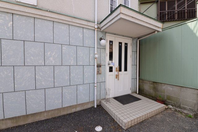 ドリカム塩屋のエントランス