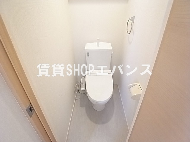 【トイレ】 | リブリ・BYZO | 落ち着いた色調のトイレです