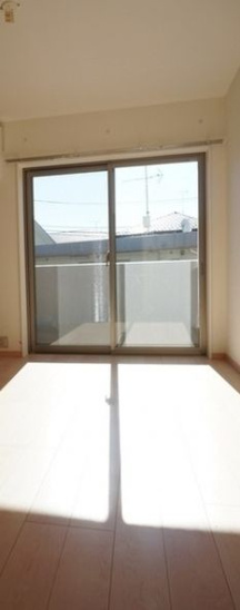【居間・リビング】ベルク経堂壱番館 