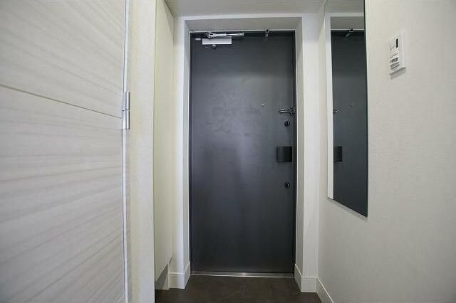 レオーネ南千住Ⅱの玄関