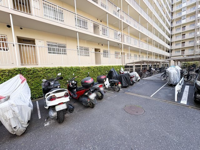 ソフトタウン晴海のその他|ソフトタウン晴海：敷地内にバイク置場もございます！（空き要確認）