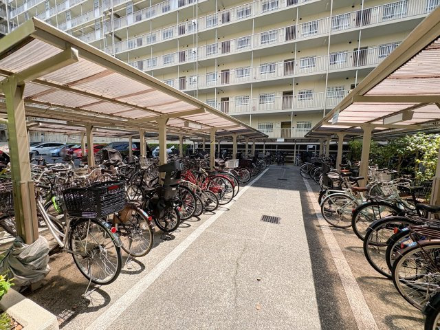 ソフトタウン晴海の駐輪場|ソフトタウン晴海：敷地内に駐輪場もございます！（空き要確認）