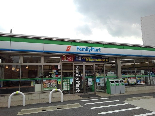 【周辺】 | ポリッシュ | ファミリーマート城東町店まで25m