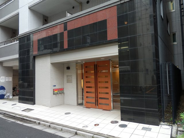 パークウェル秋葉原のエントランス