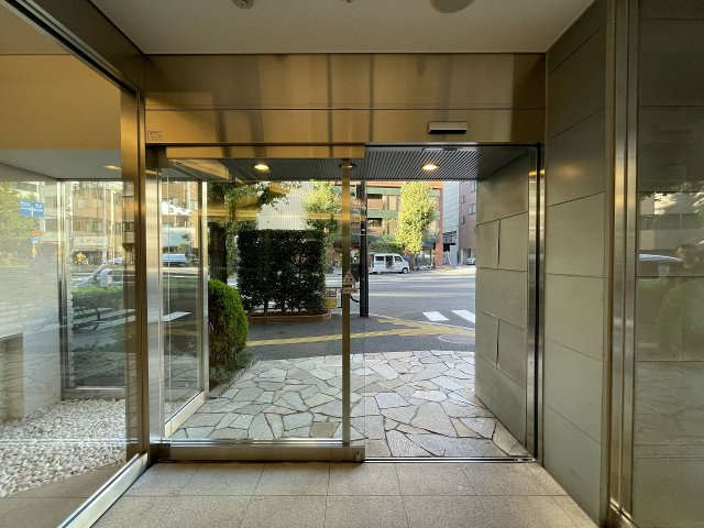 ヴィーブ本郷のロビー
