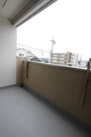 沖村岡２２８連家轟のバルコニー|参考写真です。現況優先。