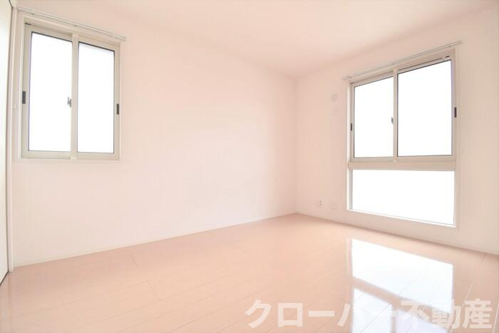 オーシャン セブンの洋室|洋室６帖