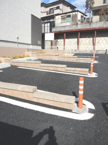 サンライズヒルⅦの駐車場