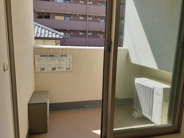 ベル　エミールのバルコニー