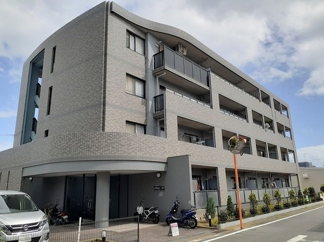 エクセラン・コバの外観