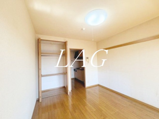 【居間・リビング】 | リヴェール | 洋室のお部屋です。