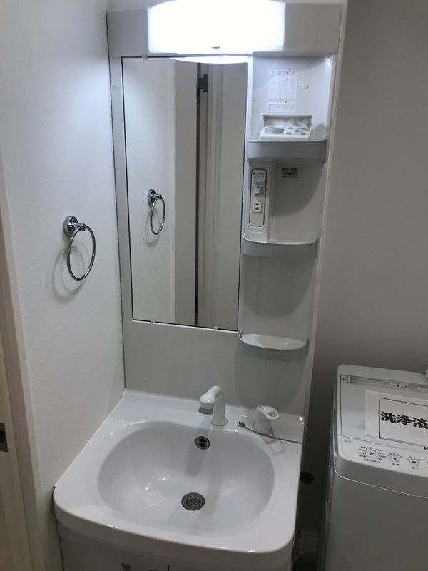 グランパシフィック玉出の洗面所