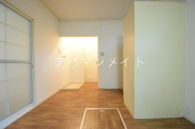 【居間・リビング】 | グローリーハイツ | 戸塚周辺ならアパマンメイトへＬｅｔｓ Ｇｏ ！