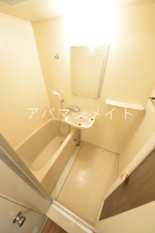 【浴室】 | グローリーハイツ | 日々の疲れを癒すお風呂付です