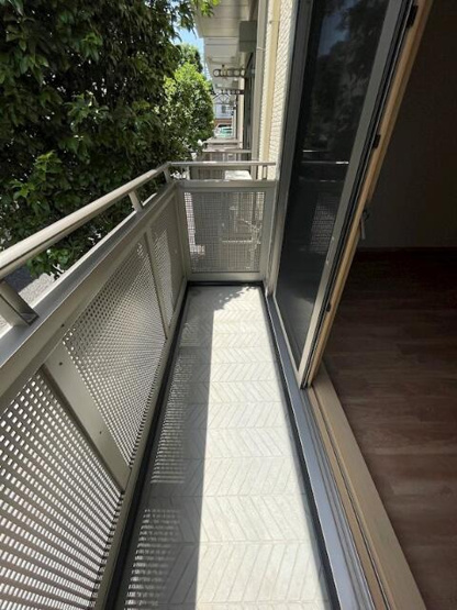 【バルコニー】