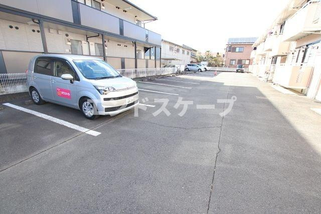 アルカディアＢの駐車場|高崎、前橋のお部屋探しはエンドスケープまで！お客様の理想お聞かせ下さい♪