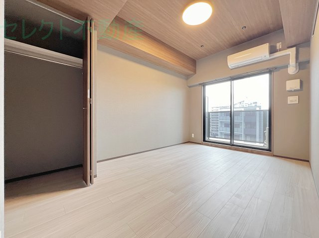 メイクスWアート丸の内の居間・リビング