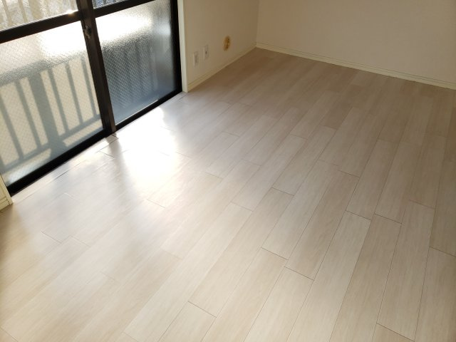 ベルレージュの居間・リビング
