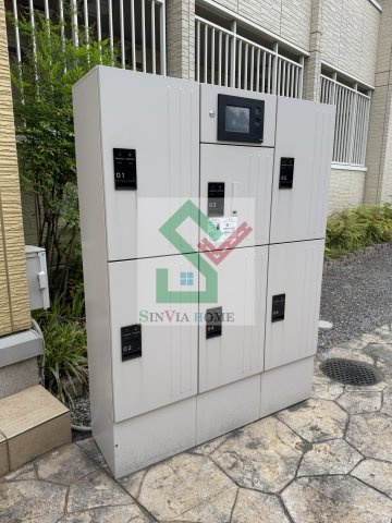 コリーヌオッツのその他