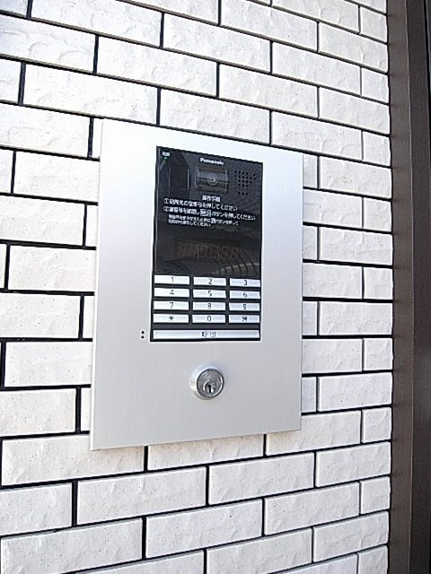 尼崎市南塚口町８丁目のアパートのセキュリティ