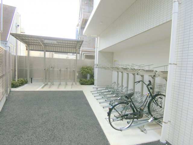 BlancCiel(ブランシエル)東蒲田のその他共用部分|ラック式の駐輪場