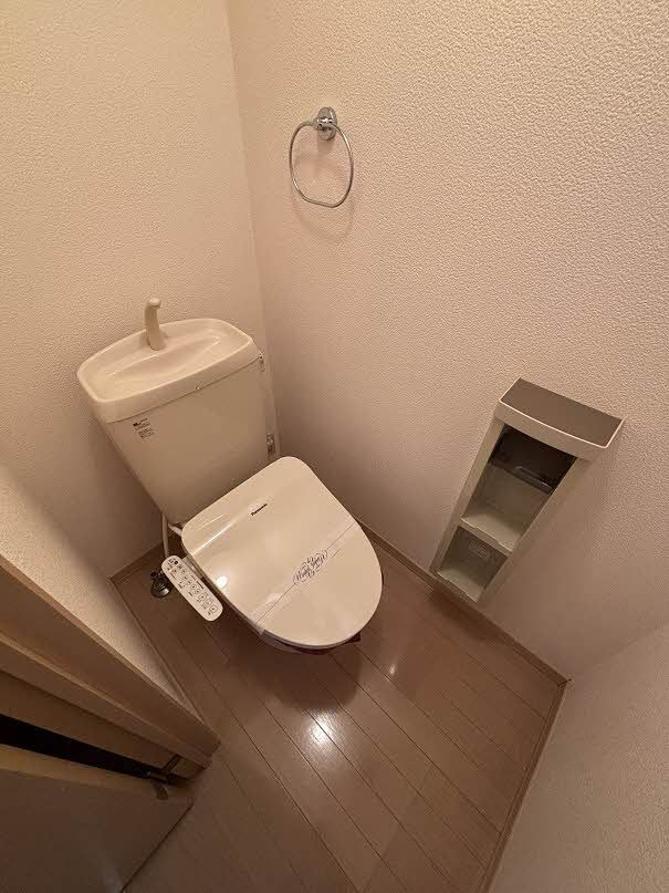セリーナのトイレ