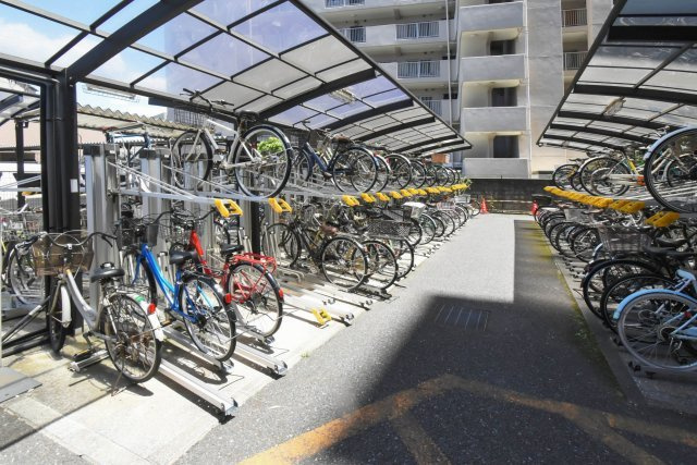 ナイスパークステイツ東陽町仙台堀川公園の駐輪場|ナイスパークステイツ東陽町仙台堀川公園：敷地内に駐輪場・バイク置場ございます！（空き要確認）