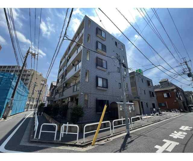 クレール・ルミエールの外観