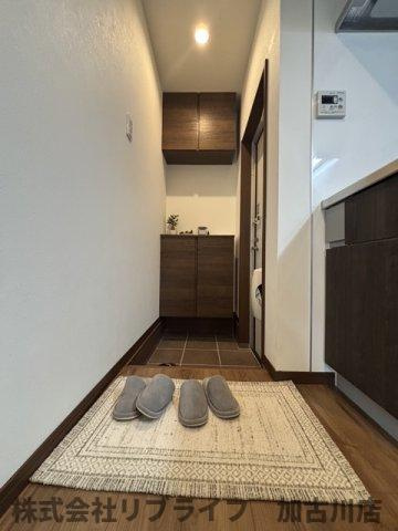 リープラス三木本町の玄関