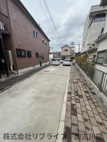 リープラス三木本町の駐車場