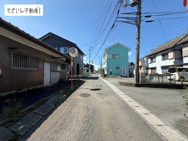 【前面道路含む現地写真】 | 滑川町月輪　中古住宅   | 現地(2026年9月撮影)