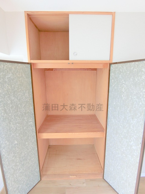 エステート大森の収納|洋室6帖　収納