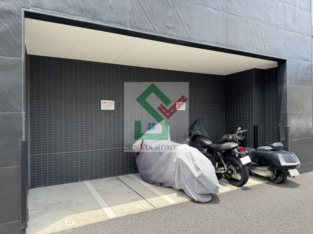 カーサパトリスのその他