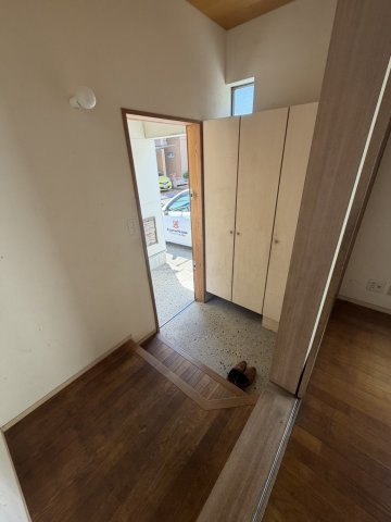 和歌山市手平4丁目・中古戸建・80429の玄関