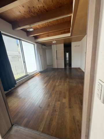 和歌山市手平4丁目・中古戸建・80429の居間・リビング