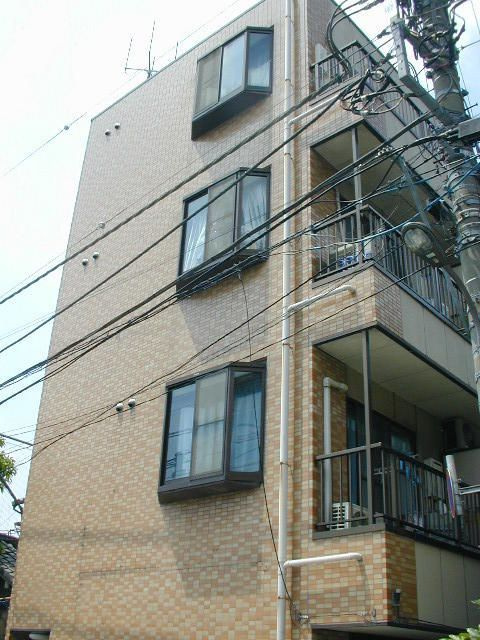 シャトルＳの外観