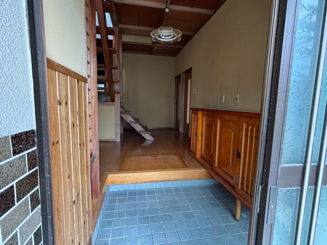中古戸建の玄関