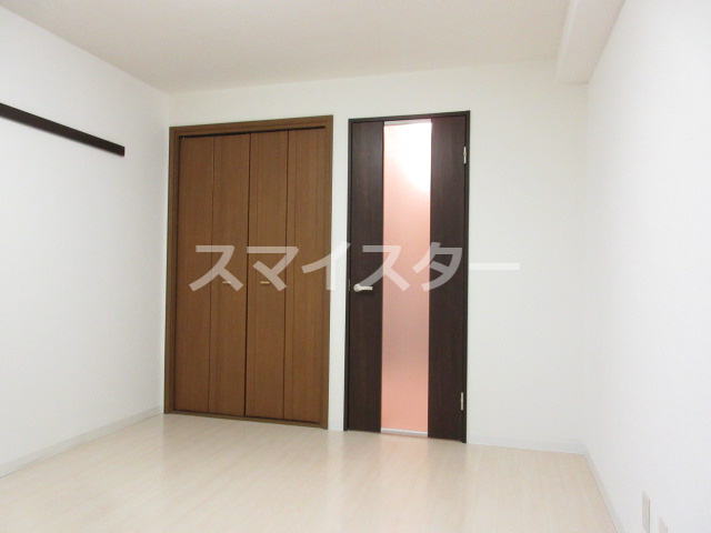 昭島市郷地町１丁目の賃貸マンションの内装