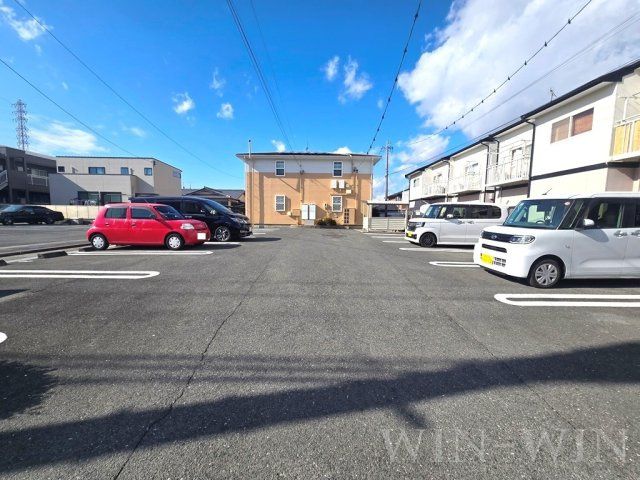 サンリット Aの駐車場|イメージ（同建物内・同間取りの写真）
