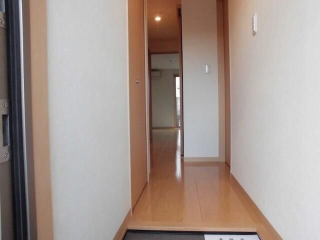 ソルサリエンテの玄関
