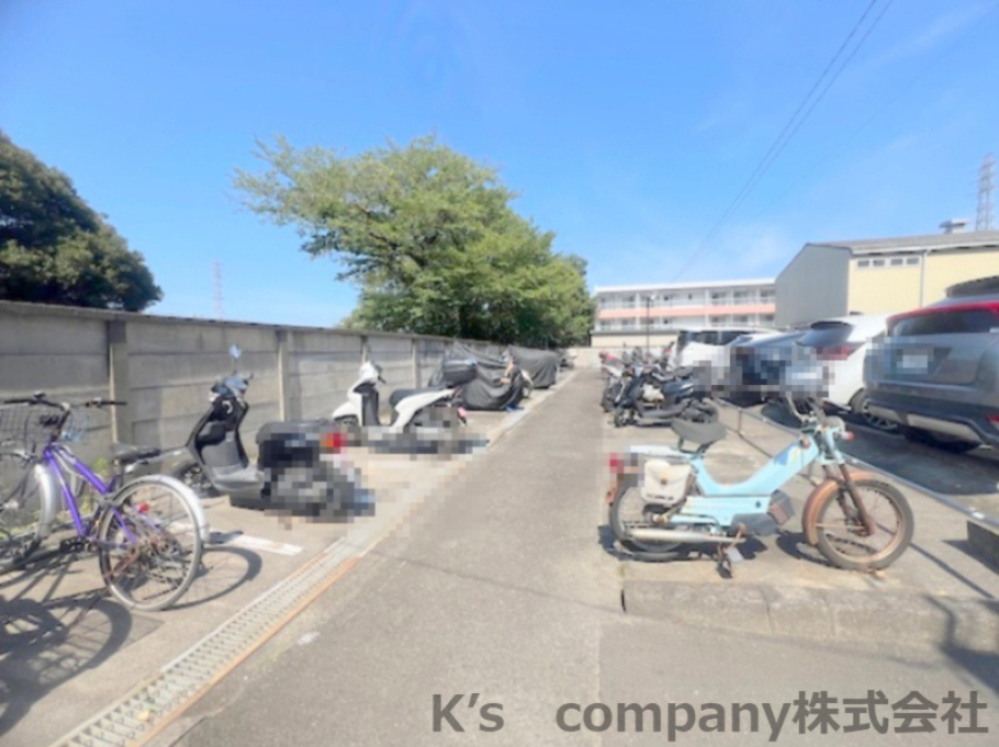 ◎高座郡寒川町一之宮７丁目　ソフィア茅ヶ崎A棟の駐輪場|バイク置場◇