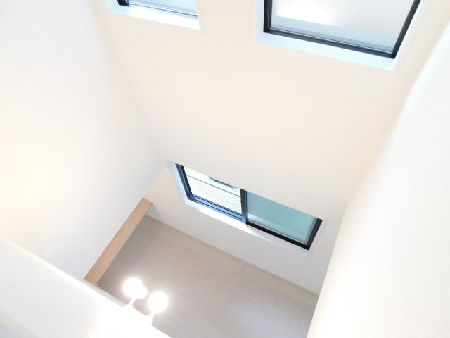名古屋市中村区二ツ橋町２丁目の新築一戸建のその他|◇リビング吹抜◇　　明るく開放感のある空間を演出する吹抜のリビング♪