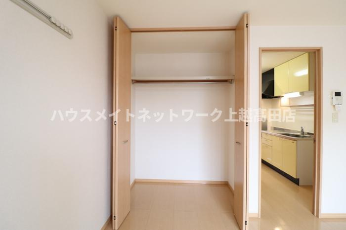 セジュール モナリエ Ａ/Ｂの収納|クローゼット（参考同型セジュール モナリエ Ａ/Ｂ A105室内写真）